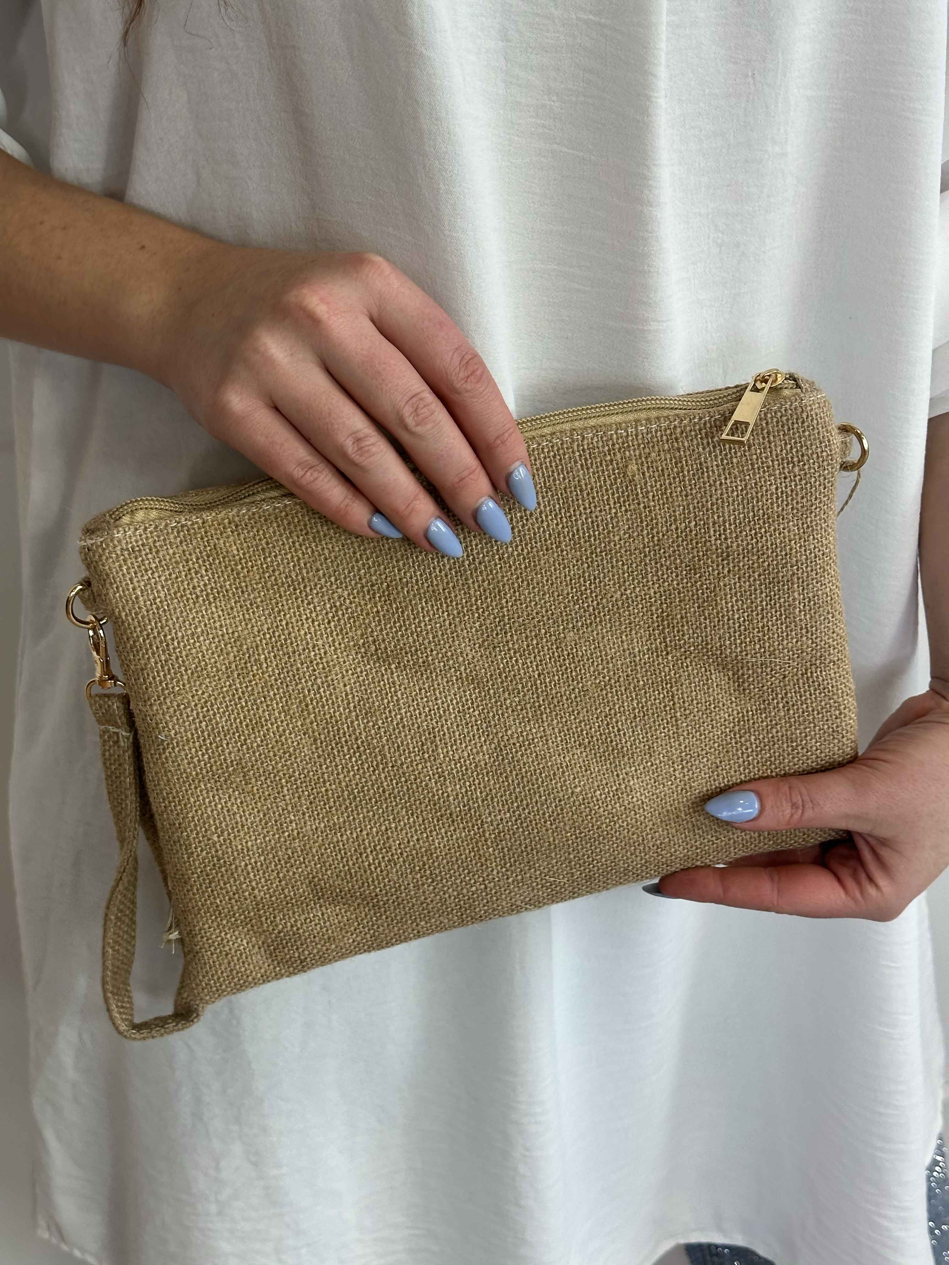 Callie - Clutch utsmyckad med musslor och fransar